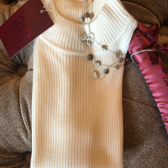 Knit Top - Tank - Picture 5 of 6